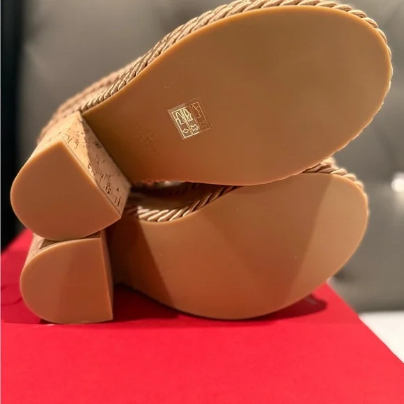 Valentino Garavani Beige Rope Platform Sandals - Picture 2 of 10